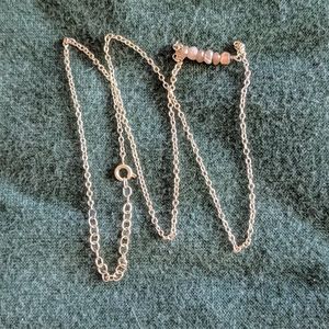 Rose quartz and gold necklace 🌟bundle add on piec